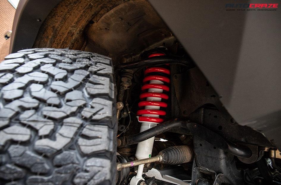 TOYOTA HILUX 4WD GD10 MATTE ANTHRACITE MILLED WITH BLACK LIP